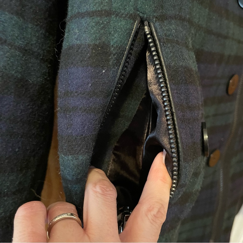 Steve Madden Plaid Peacoat with Faux Shearling Collar NWT - Picture 4 of 13